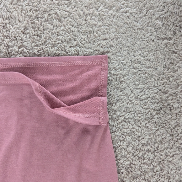 RBX Mauve Graphic Tee - Picture 7 of 8